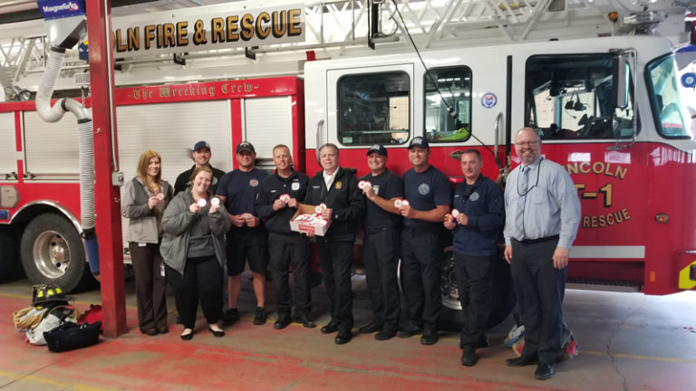 TeamMates Give a Badge of Appreciation to Lincoln Fire and Rescue